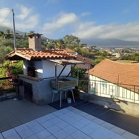 Bbq House Apartment Сан Ремо Екстериор снимка